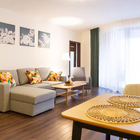 Apartmán Rotunda 309 *