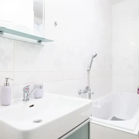Apartmán Rotunda 309 *